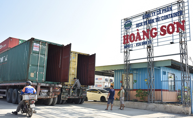 Gia công container theo yêu cầu
